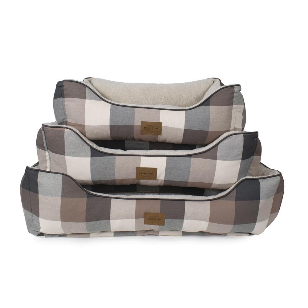 Pendleton Kuddler - Block Plaid Medium (30"w x 24"d x 9”h) - 1 Count